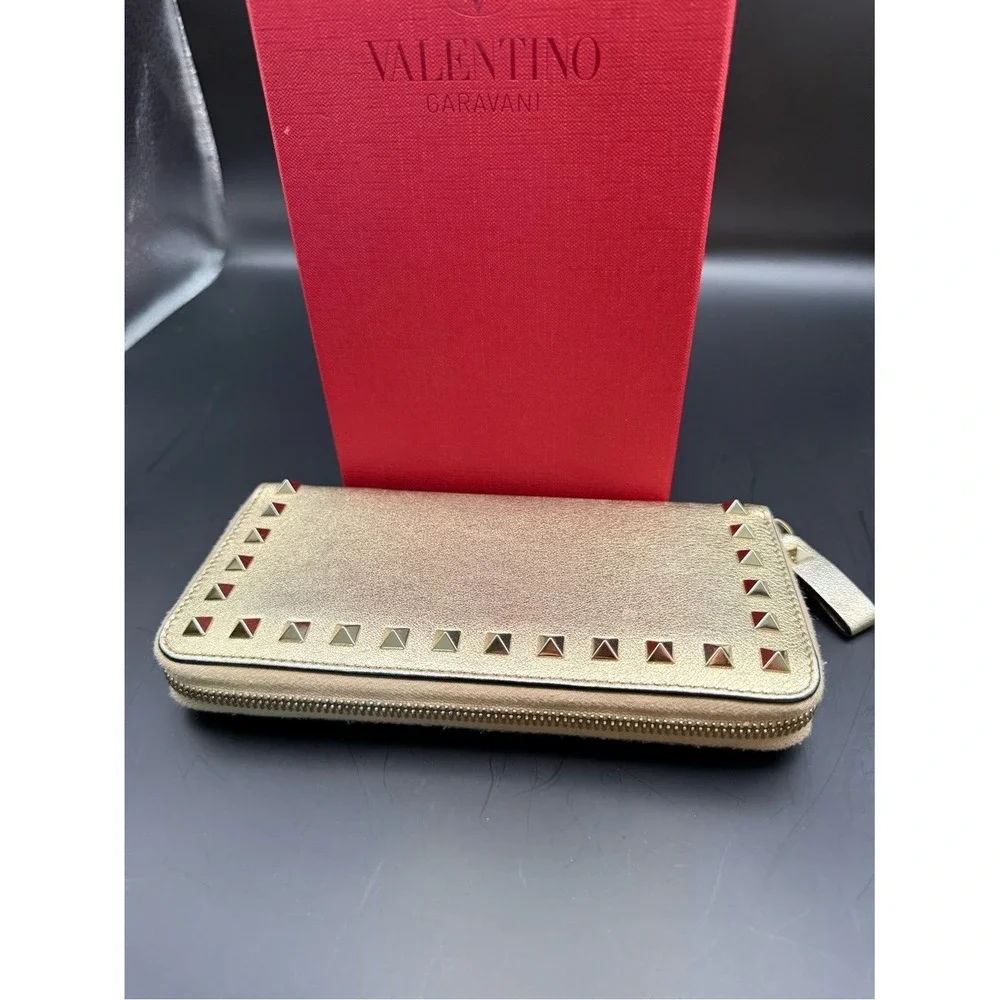Valentino Garavani Metallic Gold Rockstud Zip-Around‎ Wallet